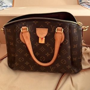 Louis Vuitton Rivoli PM